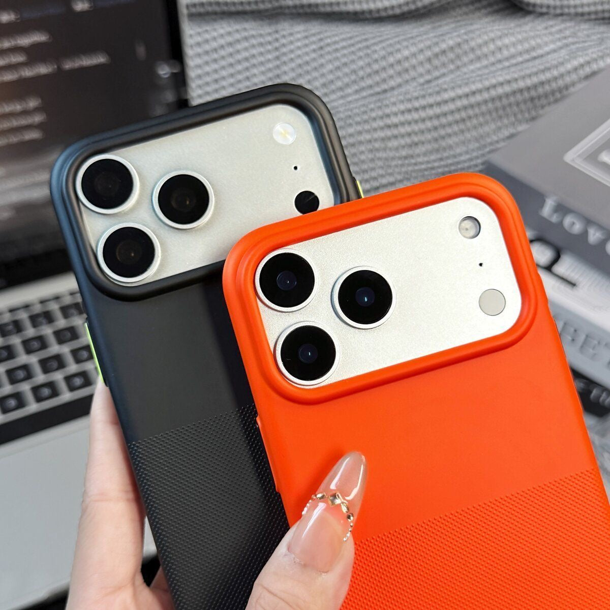 IPHONE 17 PROMAX-PREMIUM SILICON CASE