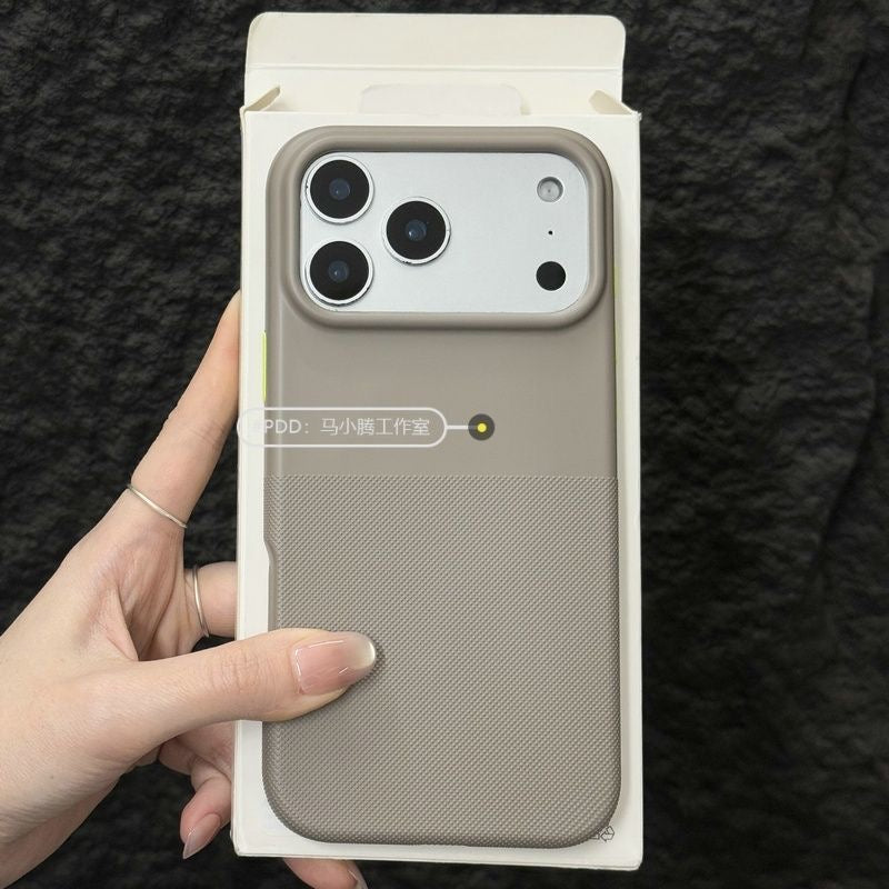 IPHONE 17 PROMAX-PREMIUM SILICON CASE