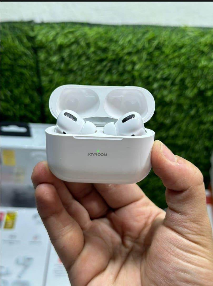 JoyRoom TWS Earbuds with ANC and Long Lasting Battery.